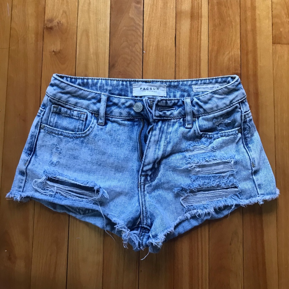 size 22 pacsun high rise festival shorts